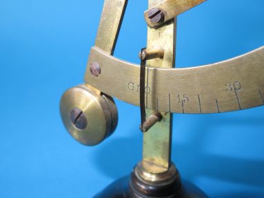 detail 1