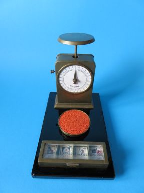 letter scale, maker Rowenta