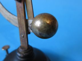 detail 6