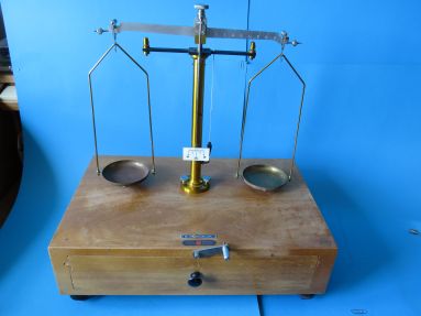 weger, maker Sauter