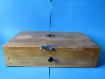 scale box