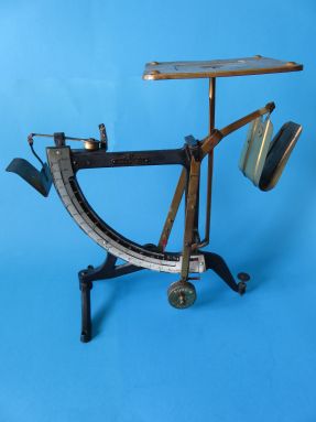 letter scale, maker Ph.J. Maul