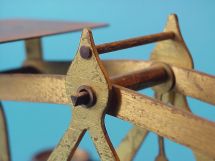 detail 8