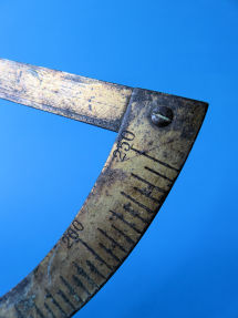 detail 8