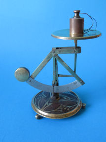 scale with 50 grams
