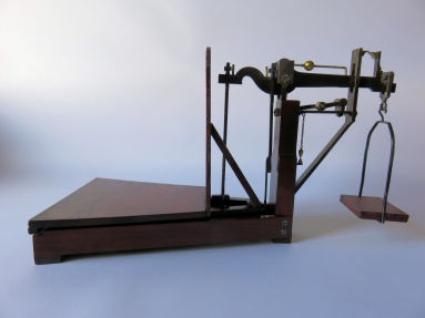 other side of the bascule