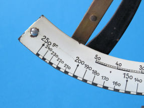 detail 1