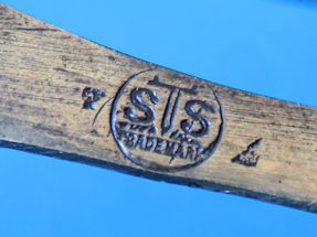 detail 3