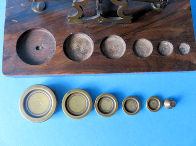 detail 3