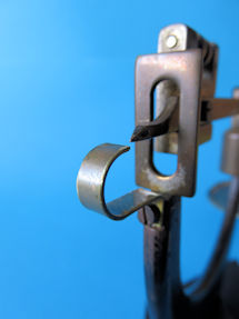 detail 9