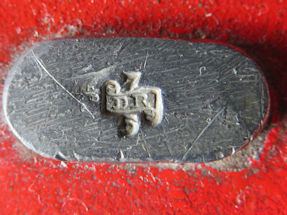 detail 11