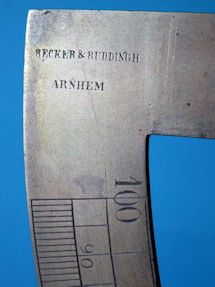 detail 1
