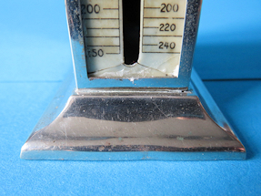 scale detail