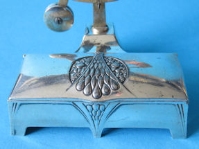 detail 2