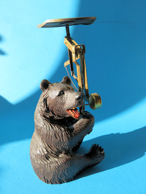 bear with letter scale
