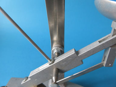 detail 4
