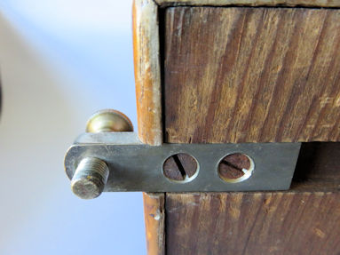 detail 1