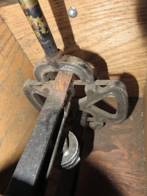 detail 12