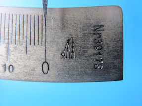 detail 8