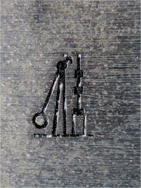 detail 10
