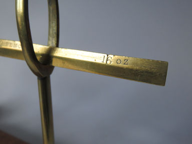 detail 16