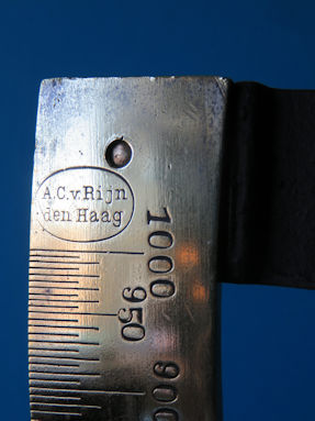 detail 1