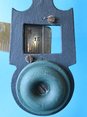 detail 3