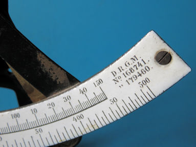 detail 3