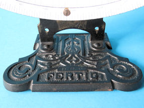 detail 7