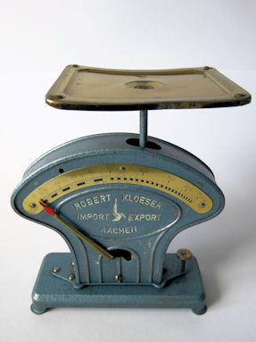letter scale, maker Ph.J. Maul