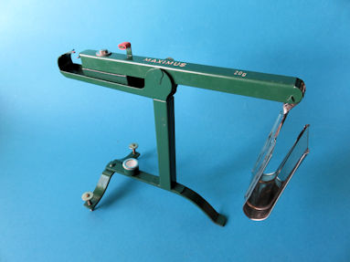 letter scale, maker Ph.J. Maul