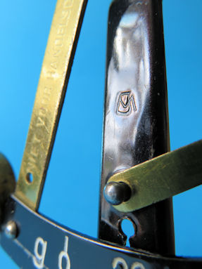 detail 2