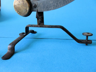 detail 8
