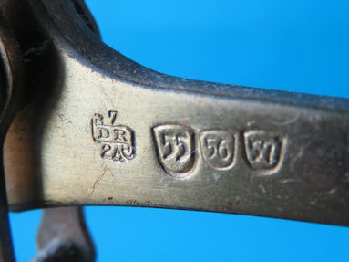 detail 9
