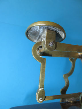 detail 13