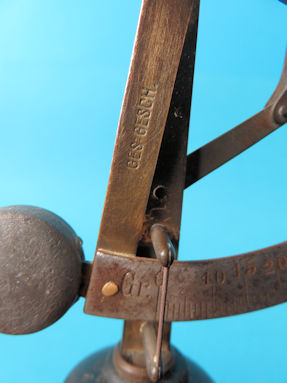 detail 4