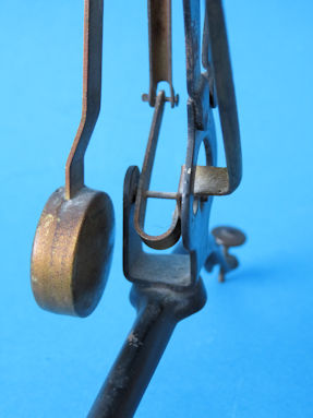 detail 3