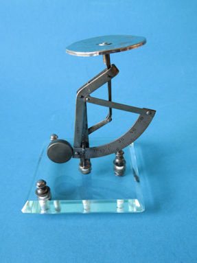 letter scale, ubknown maker