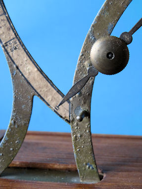 detail 24