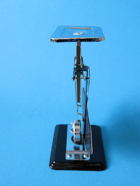 scale side view