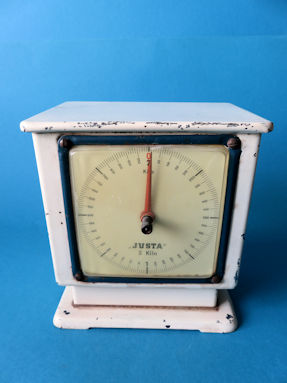 baking scale, maker Fränkisches Metallwerk