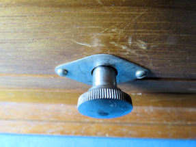 detail 13