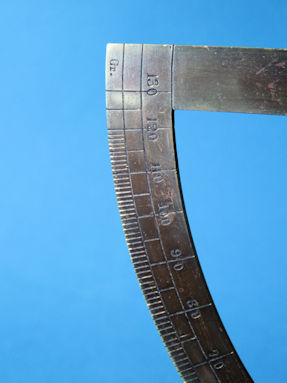 detail 1