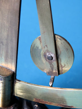 detail 3