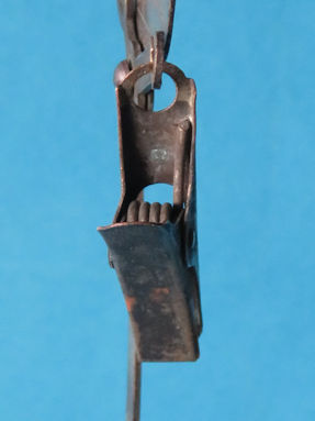 detail 11