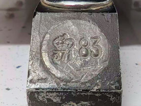 detail 9