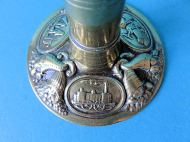 detail 3