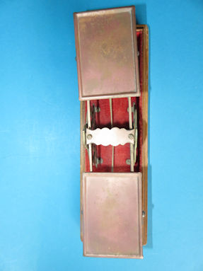 detail 8