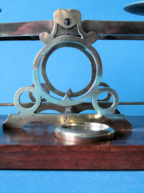 detail 5