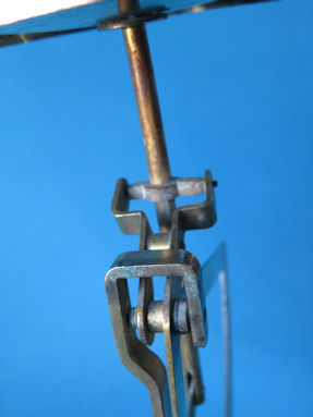 detail 3